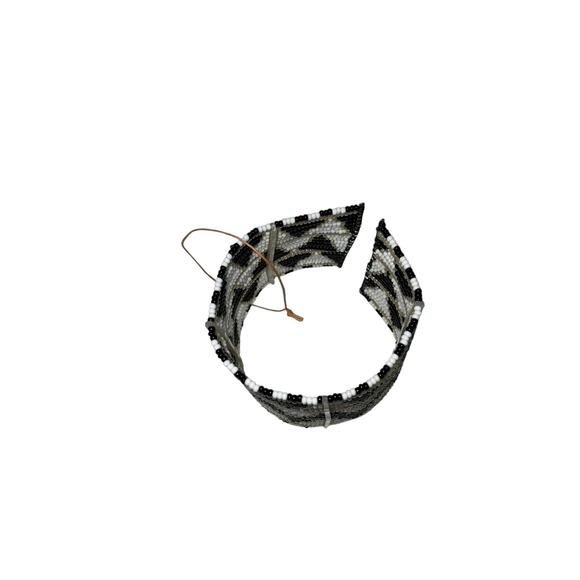 Iris Apfel & Bajalia Beaded Geometric Cuff Bracelet Black White Statement - Picture 3 of 7